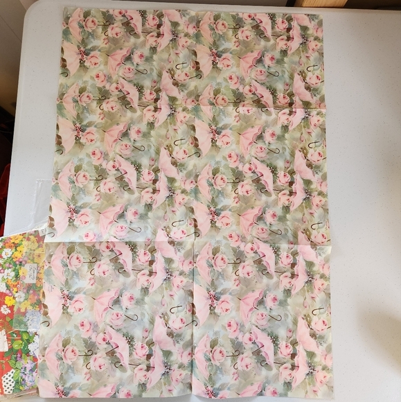 Lot of 1980s Wrapping Paper Care Bears Floral Happy Birthday Umbrella Kitsch - Picture 3 of 8